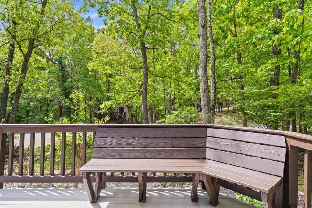 The Gingerbread House: 4 Bedroom Chalet, W/ Sunroom/Deck, Sleeps 12, Modern Amenities McGaheysville Exterior foto
